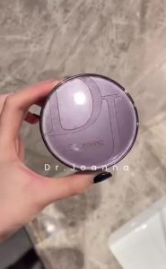 Dr.Joanna/蝶安娜（新品限量版紫色）五重VC亚麻籽养肤水光双层气垫CC霜定妆Dr. Joanna/Deanna (New Product Limited Edition Purple) Flaxseed Boseed Double-Layer Cushion CC Cream Light Lock Makeup Concealer Pretty Face Oil Control Not Stick Powder轻盈锁妆遮瑕臻颜控油不卡粉