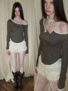 1JINN STUDIO | Henry Neck Oblique Placket Lace Trim Blouse