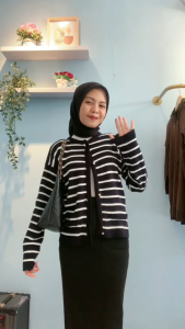 LALISA CARDY KARDIGAN RAJUT WANITA TERBARU KEKINIAN / ATASAN WANITA RAJUT KANCING ALA KOREA