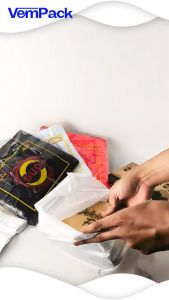 Kantong Kresek Ukuran 40 Warna Putih Hitam Duo 50 Lembar
