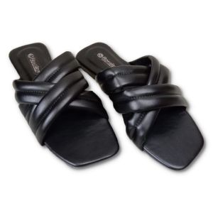 sandal wanita dewasa terbaru 2023