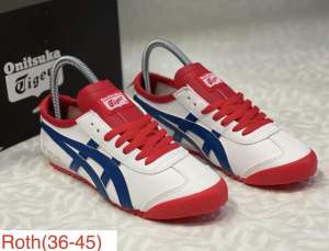 รองเท้าผ้าใบ รองเท้าผ้าใบ(หนัง) สีเหลืองดำ💥สินค้ากำลังฮิต ใส่ได้ทั้งผู้หญิงและผู้ชาย รับประกันสินค้าตรงปก 100% มี36–45🚚