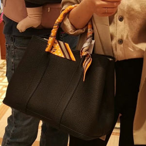 New 2025 Leather Tote Bag Womens Large Capacity Slant Cross Garden Briefcase Soft Shoulder Handbag Fashionable European Style