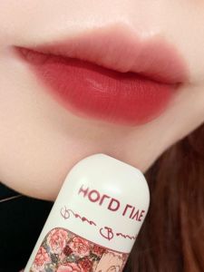 Son Môi Velvet Matte HOLD LIVE Garden Rabbit Giá Cả Phải Chăng Son Lì Lâu Trôi Son Môi Dưỡng Ẩm Lâu Trôi