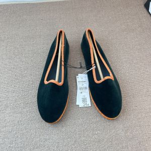 Giày Mary Jane Đế Bằng Nhung Lót Da Giày Đơn Cổ Điển Phong Cách Hàn Quốc Cho Nữ Mùa Hè 2025