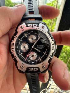 Đồng hồ nam Casio MTR-302-1A1JF size 415mm 6 kim 1 cốt (bộ máy Module 1794) thuộc dòng Standard Analog Sporty mang phong cách thể thao năng động.Dây plastic nhẹ nhàng  đáy xoáy chống nước 5 bar