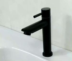 Terlaris Kran Wastafel Cuci Tangan Wastafel Cuci Piring/Kran Air 1/2 Inch/Kran Cuci Piring Black Hitam Modern