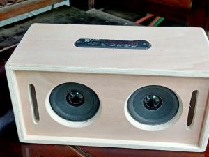 Box speaker doubel 3in4in+lubang MP3 bahan 9mm pilihan* hanya box saja