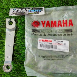 paha rem byson original yamaha kode 45P - f5355-00 paha rem belakang yamaha bison ori code 45P - f5355-00 paha rim byson paha rim belakang yamaha byson ori kode 45P-f5355-00 tuas gagang rem byson code 45P - f5355 - 00 universal semua motor cb gl mp tiger