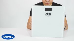 Cân điện tử AND UC-502 kiểm soát cân nặng dễ dàng