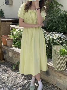 ชุดเดรสคอเหลี่ยมแขนพองเอวสูงสไตล์เกาหลี Chic สำหรับผู้หญิง ชุดเดรสยาวปานกลางสไตล์ฝรั่งเศส ฤดูร้อน 2022