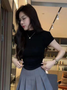 Áo Thun Nữ Tay Ngắn Màu Đen Ôm Vừa Vặn Thời Trang Thu Đông Cổ Tròn Phong Cách Hàn Quốc Thường Ngày Chất Liệu Khác