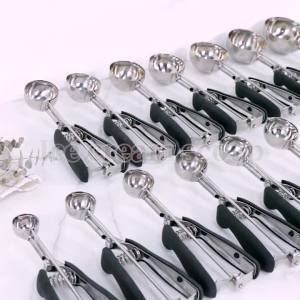 Stainless Steel Ice Cream Scoop Cookie Scoop Multipurpose Ice Cream Spoon Fruit Scooper Melon Ball Dough Baking Kitchen Tools