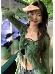 Womens Summer 2024 Lace Trim Open Cardigan Top High Waist Shorts Set Fashionable Design Sense Two-Piece Set Polyester Material