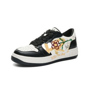 HR Casual Womens Shoes Graffiti Design Thick Bottom Sporty Casual Board Shoes Spring 2025 Red Cross-Band Style Youth-Friendly