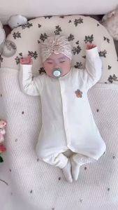 Bộ Body Dài Tay - Body Nỉ Cotton Cho Bé Sơ Sinh Đến 1 Tuổi - TDN01- Mẫu hoa ngũ sắc