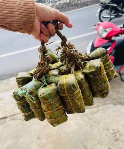 5 đòn bánh tét mini  nhân chuối