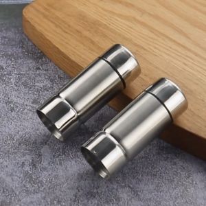 ขวดใส่เกลือพริกไทยสแตนเลสขนาดเล็ก 7.5 ซม. ขวดใส่เครื่องปรุง Mini Stainless Steel Salt & Pepper Shaker