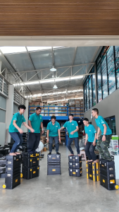 KANTO กล่องเครื่องมือช่างพร้อมล้อลาก 32 นิ้ว รุ่น KT-BOX-WHEEL-32ABS (TOOL BOX)