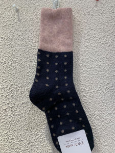 Winter New Arrival Thickened Heattech Womens Socks Han Dong Gate Color Matching round Polka Dot Cashmere Wool Mid-Calf Length Loose Socks