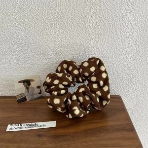 ยางมัดผมสีนมชาใหม่ประจำฤดูใบไม้ร่วงฤดูหนาวปี 2025 แบบหรูหรา ขนาดใหญ่ สไตล์ฝรั่งเศส สำหรับนักศึกษา ผูกผมหางม้า