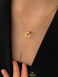 K123 Kalung TITANIUM Wanita Kotak Geometris Anti Luntur Lapis Emas