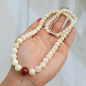 Q647 Vòng Cổ Sò Hóa Thạch Lên Nước Ngọc Trong Trẻo Và Ánh Xà Cừ Sáng Lấp Lánh Kim và Thuỷ - Phong Thuỷ TUDO P
