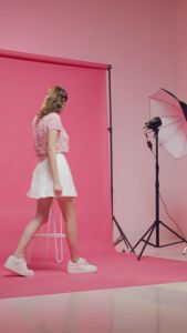 ❤️Ruby & Laura❤️ GLAD2GLOW Pomegranate 5% Niacinamide Whitening Moisturizer (30g)