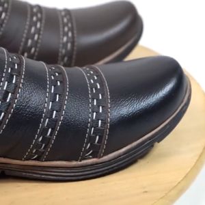 Sepatu Slop Pria Casual Bustong Kulit Rajut Anyam MBS02