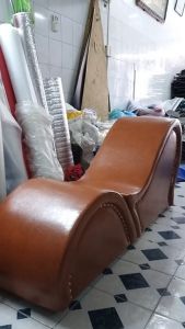 [Sản Xuất Theo Yêu Cầu] Ghế Tình Yêu Nguỵ Trang Màu Nâu Đất Phối Ghế Tình Yêu Cao Cấp Hình Trái Tim (quà tặng đám cưới)