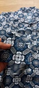 Seragam Batik SMK atau SMA Motif Bunga Matahari Untuk Perempuan