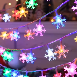 Solar Christmas Snowflake Lights 20/30/50 LED Solar Powered Snowflake String Lights Waterproof for Xmas Tree Holiday Wedding Party Patio Decorations