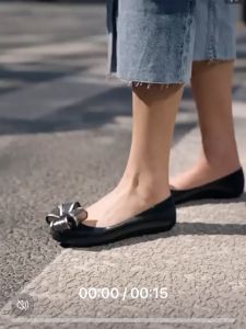 MELISSA BOWTIE AD ( SIZE 37 ) FLAT SHOE