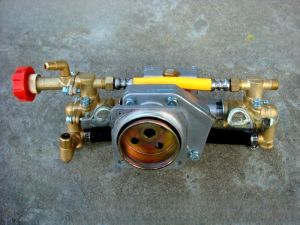 High Pressure Agricultural Back Mounted Pneumatic Sprayer Pump Gasoline Engine Powered Spray Machine Grass Cutter Modification Pump