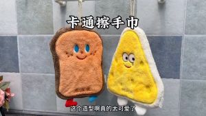 Khăn Lau Tay Treo Tường 3 Lớp Bằng Vải Nhung San Hô Dày Dặn Khô Nhanh Hình Bánh Quy Đáng Yêu