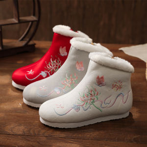 ปัก ชุดฮั่นฝู รองเท้าบูท ผู้หญิง ฤดูหนาว หนาขึ้น รองเท้าบูทสั้นสไตล์โบราณ ผ้าฝ้าย รองเท้ารองเท้าแต่งงานจีนรองเท้าผ้าปักกิ่งเก่า