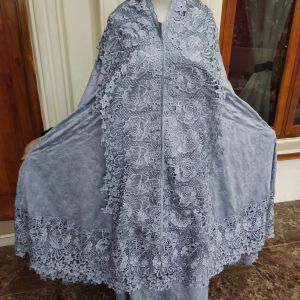 Mukena sutra warna abu premium full renda mawar