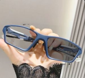 A-G Adjustable Anti-Slip Double Vista Bifocal Active Eye Glasses Grade Anti Radiation Photochromic Running Driving Anti UV TR90 Ultra Light Fashion Reading Glasses for Men Original G772