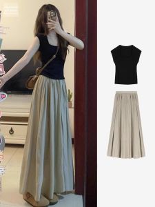 Korean Style Black Square Collar Knitted Short Sleeve T-Shirt Womens Summer Slimming Short Length Top Fashion Sensation