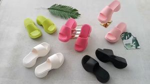 Ann.Fashion รองเท้าแฟชั่นผู้หญิง พื้นหนา 5.5cm วัสดุEVA ยืดหยุ่น (ยางชนิดนุ่มน้ำหนักเบาแบบพิเศษ) สำหรับเดินสบายเท้า #sy808