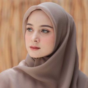 segiempat rubicorn jilbab anti badai no letoy segiempat premium terbaru tegak d dahi segiempat kekinian viral
