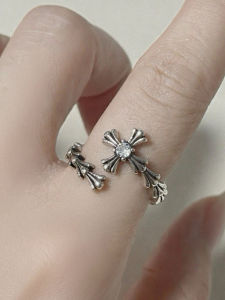 แหวนคริสตัล S925 แหวนนิ้วชี้สไตล์ย้อนยุคสำหรับผู้หญิง ดีไซน์เก๋ไก๋ หรูหรา แหวนนิ้วชี้สุดเท่ แหวนนิ้วชี้สุดเท่