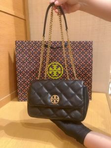 Tory Burch Willa Cover Bag & Goat Skin Crossbody: A Stylish Guide