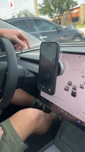 【มาถึงภายใน 2 วัน】🚚ที่วางโทรศัพท์ดูดสูญญากาศอัจฉริยะทนทานต่อแรงกระแทกที่วางโทรศัพท์หมุนได้360   ที่วางโทรศัพท์ที่ติดโทรศัพท์ในรถยนต์แม่เหล็กไฟฟ้าอัจฉริยะพร้อมตัวดูดสูญญากาศอัจฉริยะที่ยึดกันลื่นสำหรับผู้ขับขี่