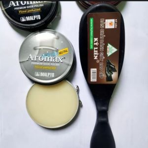 xi đánh giày aromax + bàn chải đánh giày có cán sản phẩm chính hãng hàn quốc có các màu (đen+ nâu+ trắng)