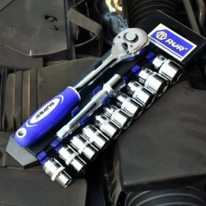 Auto Repair Socket Wrench Set with Ratchet 12 Piece