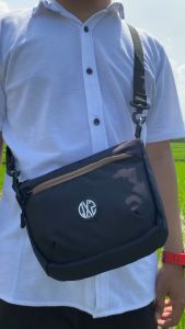 QXZ94 Tas Selempang Pria Wanita 100% Original Slingbag Hitam QSB05