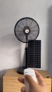 Bảo hành 24 tháng CÓ REMOTE - Quạt sạc tích điện năng lượng mặt trời 18 inch solar fan 45000mAh độ mát tương đương quạt điện 220v động cơ không chổi than sạc được cả khi trời mưa