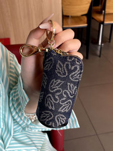 กระเป๋าใส่กุญแจผ้าแคนวาสสำหรับผู้หญิง กระเป๋าใส่กุญแจแบบมีฮาร์ดแวร์ ความจุขนาดใหญ่ กระเป๋าใส่ของอเนกประสงค์ กระเป๋าใส่ของแบบพกพา