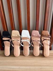 Lenie Sandals with 1 inch heels